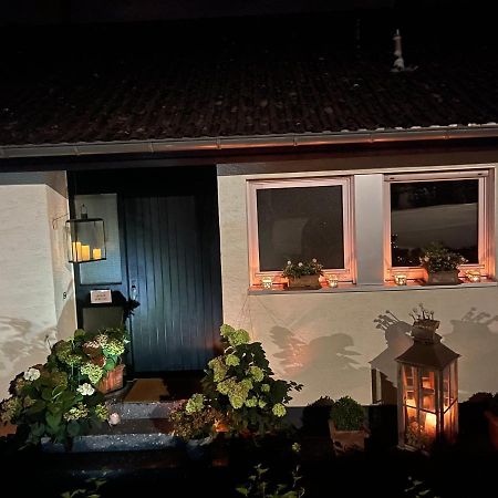 Appartement Region Esslingen - Naehe Messe - Flughafen - Stuttgart - Wohnen Und Arbeiten Auf Zeit In 120M2 Wohlfuehlatmosphaere - Ab 3 Uebernachtungen - Geeignet Fuer 4 Pers Incl Kinder - Beistellbett Moeglich - Kinder Und Tiere Willkommen - Garage F 알트바크 외부 사진