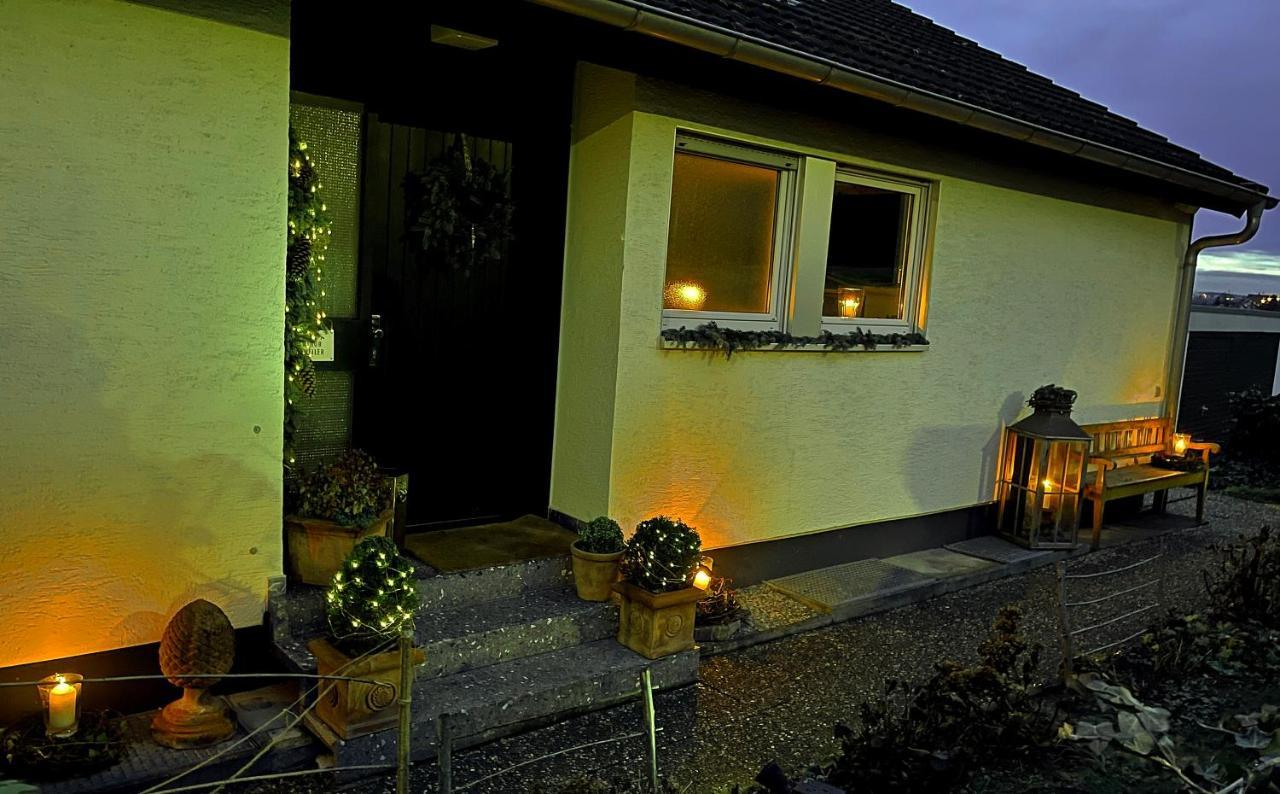 Appartement Region Esslingen - Naehe Messe - Flughafen - Stuttgart - Wohnen Und Arbeiten Auf Zeit In 120M2 Wohlfuehlatmosphaere - Ab 3 Uebernachtungen - Geeignet Fuer 4 Pers Incl Kinder - Beistellbett Moeglich - Kinder Und Tiere Willkommen - Garage F 알트바크 외부 사진