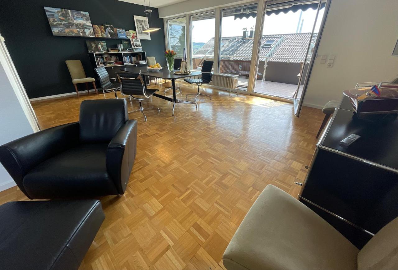 Appartement Region Esslingen - Naehe Messe - Flughafen - Stuttgart - Wohnen Und Arbeiten Auf Zeit In 120M2 Wohlfuehlatmosphaere - Ab 3 Uebernachtungen - Geeignet Fuer 4 Pers Incl Kinder - Beistellbett Moeglich - Kinder Und Tiere Willkommen - Garage F 알트바크 외부 사진