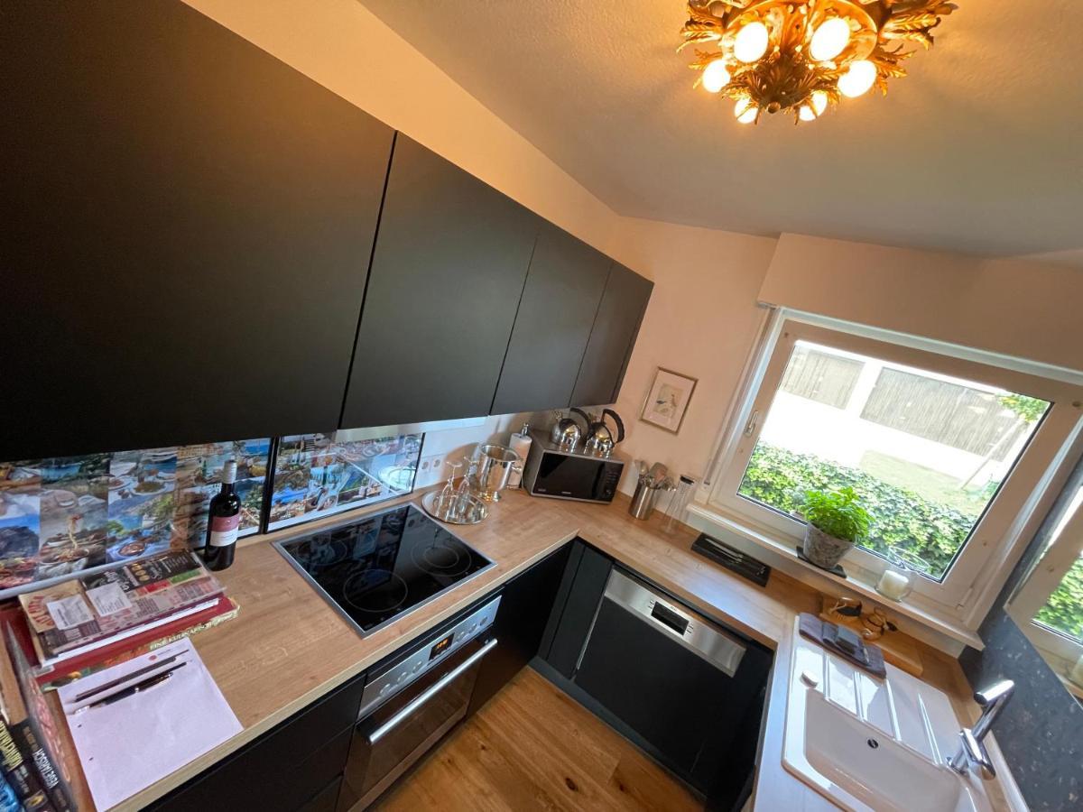 Appartement Region Esslingen - Naehe Messe - Flughafen - Stuttgart - Wohnen Und Arbeiten Auf Zeit In 120M2 Wohlfuehlatmosphaere - Ab 3 Uebernachtungen - Geeignet Fuer 4 Pers Incl Kinder - Beistellbett Moeglich - Kinder Und Tiere Willkommen - Garage F 알트바크 외부 사진